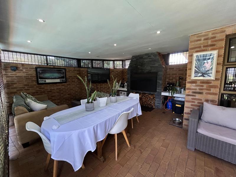 To Let 4 Bedroom Property for Rent in D